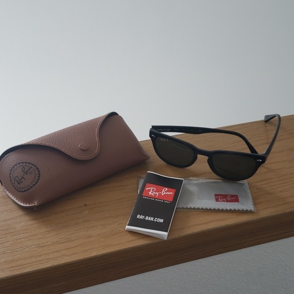 Ray-Ban Accessories - NWOT Ray-ban 4140
